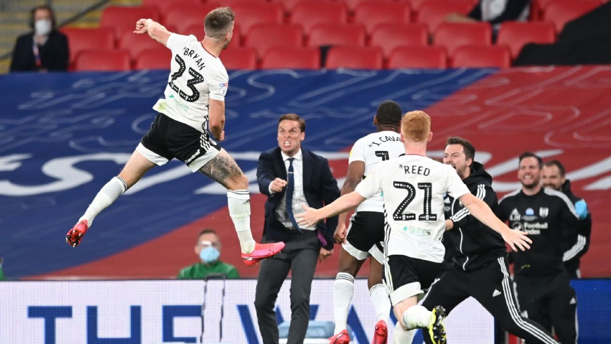 将比分扩大 将比分扩大