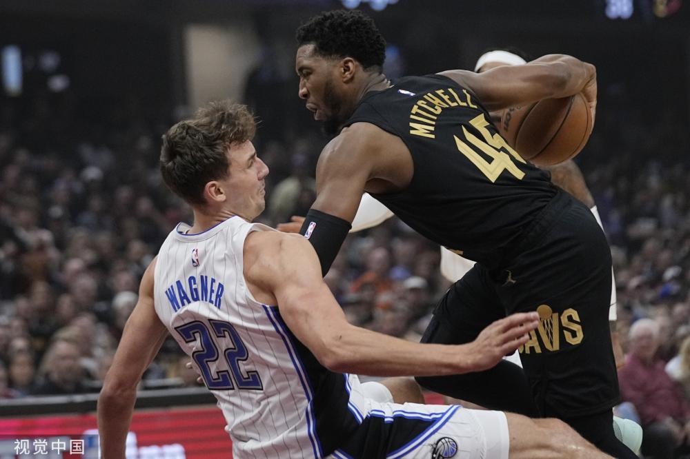 极大地推动 极大地推动