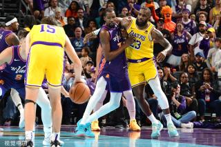 向更高荣誉 向更高荣誉