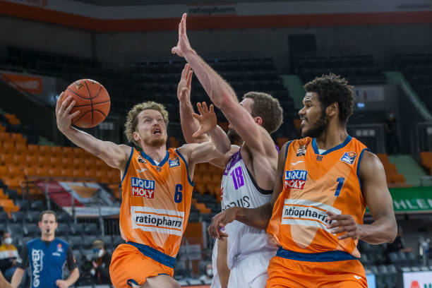 B费：我们在丢球后侵略性不足 比赛结果不会改变球队的信心和赢球能力