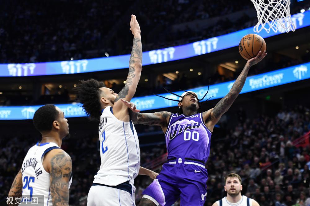 足球掌握在 足球掌握在